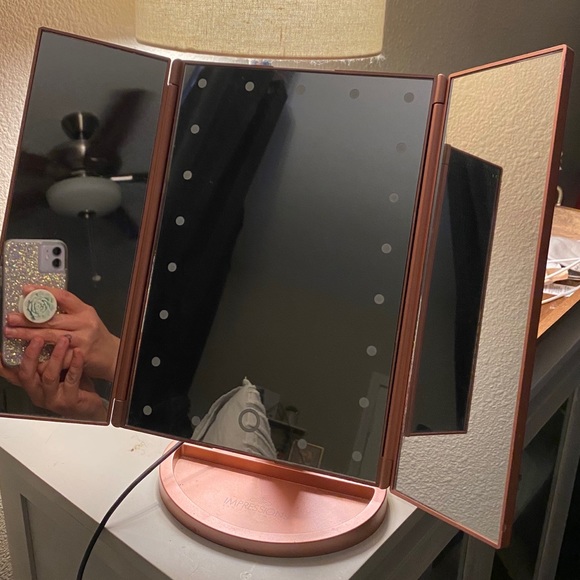 Impressions mirror - Picture 1 of 6